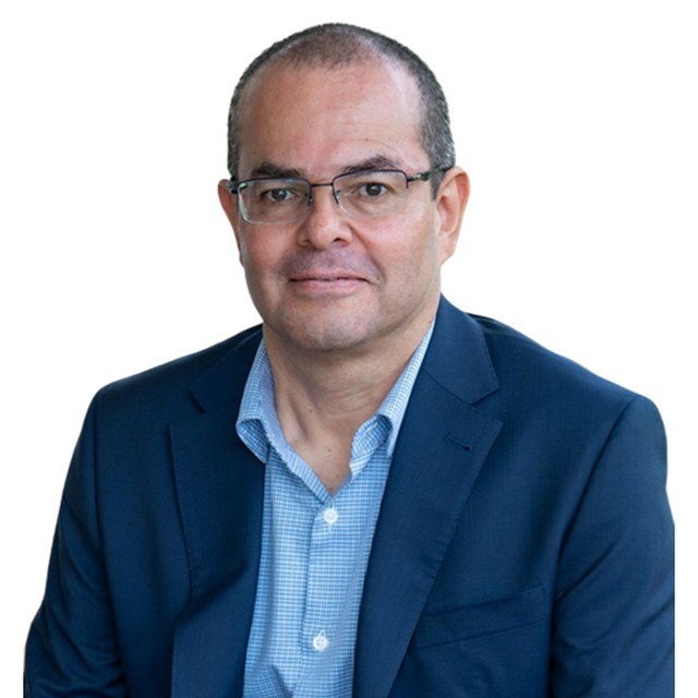 Édgar A. Robles