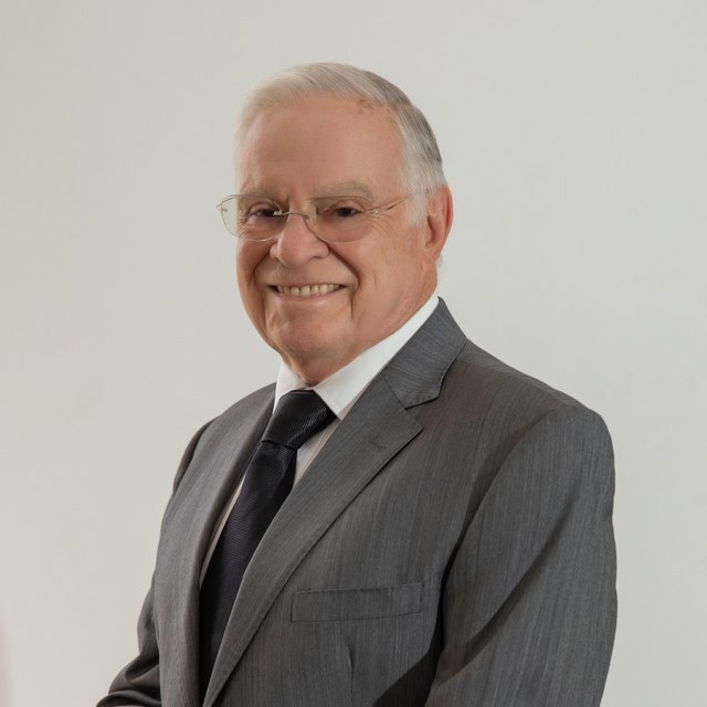 Miguel Ángel Rodríguez Echeverría
